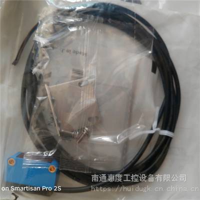 施克G6系列光电开关GL6-P1112镜反射式光电传感器SICK带支架德国西克