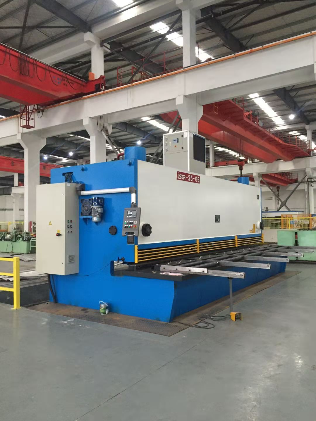 江苏久日数控 厂家直销 数控闸式剪板机