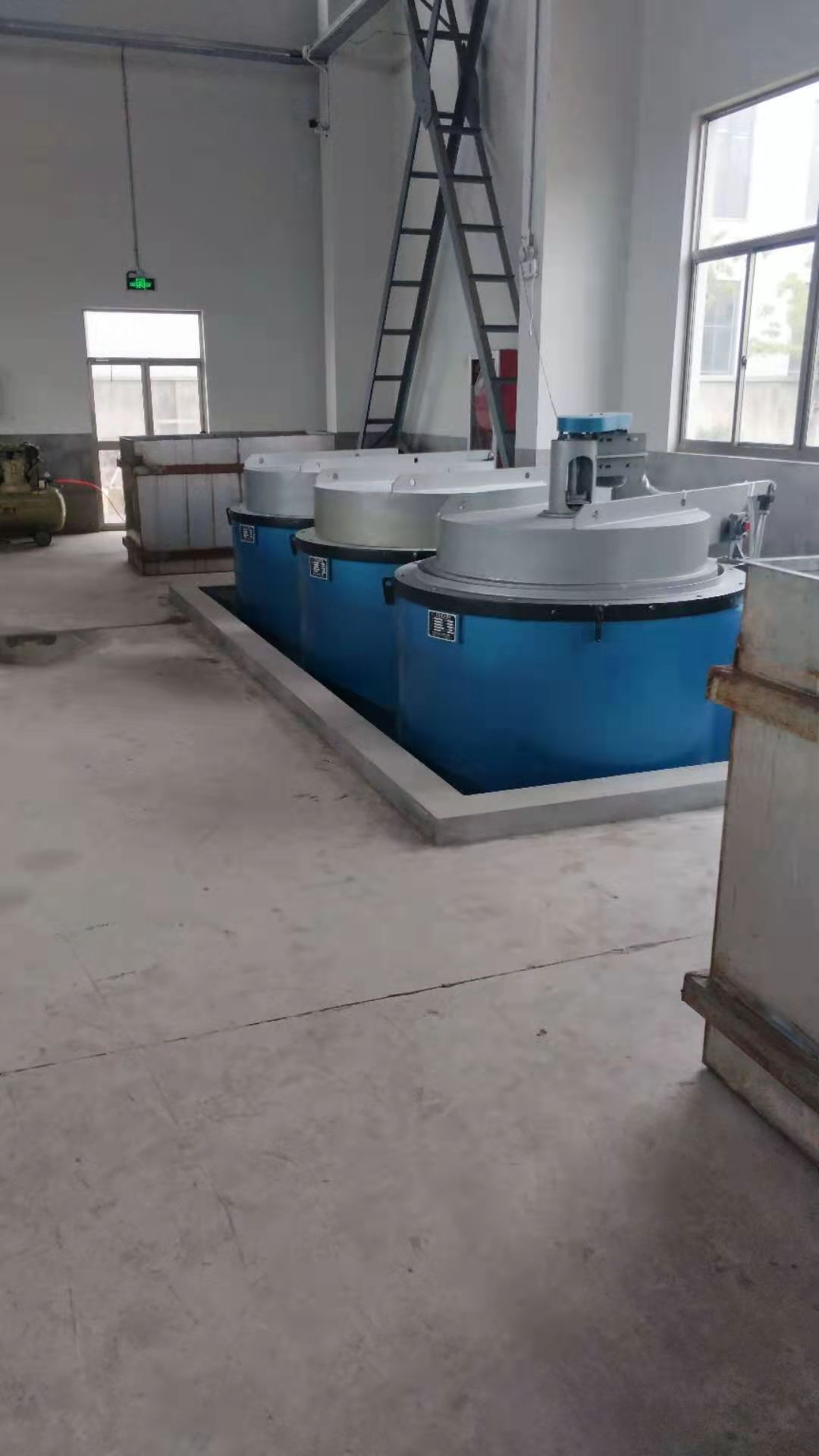 活塞液体氮化炉