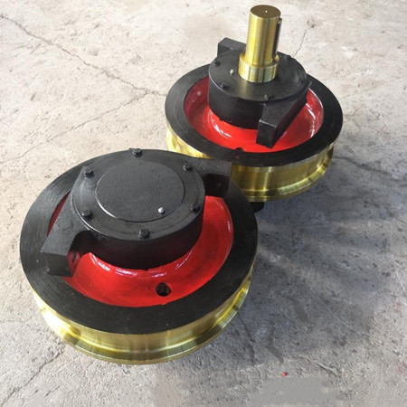 行车大轮,又称起重机行车轮,是大型起重机械的一种行走载重车轮,装卸