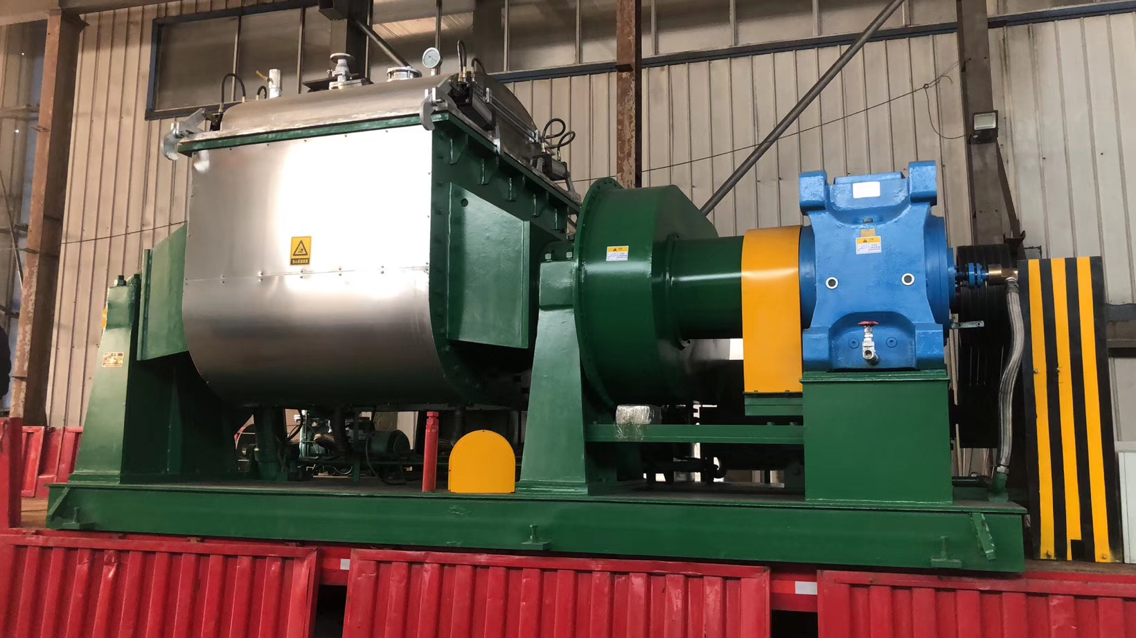 如皋市三鑫捏合机有限公司