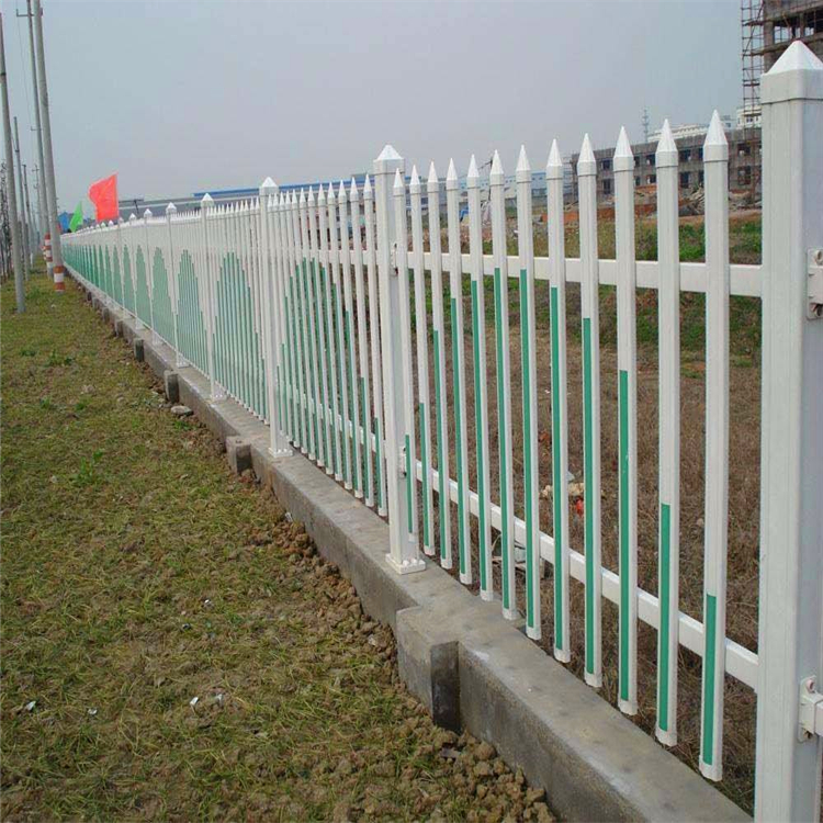 草坪护栏 PVC草坪护栏  公园庭院花坛草坪护栏 道路隔离带草坪围栏
